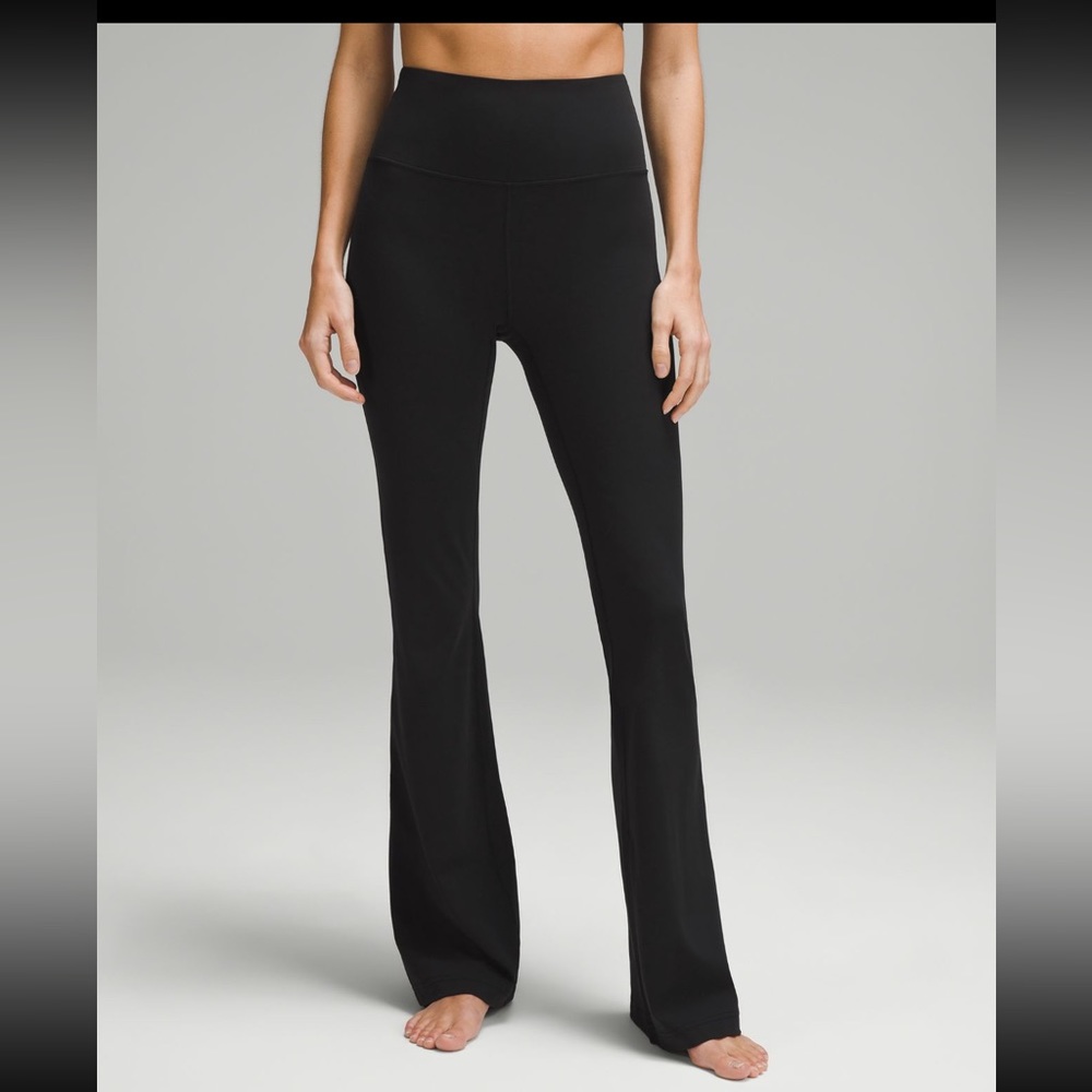 Lululemon Groove Super-High-Rise Flared Pant Nulu